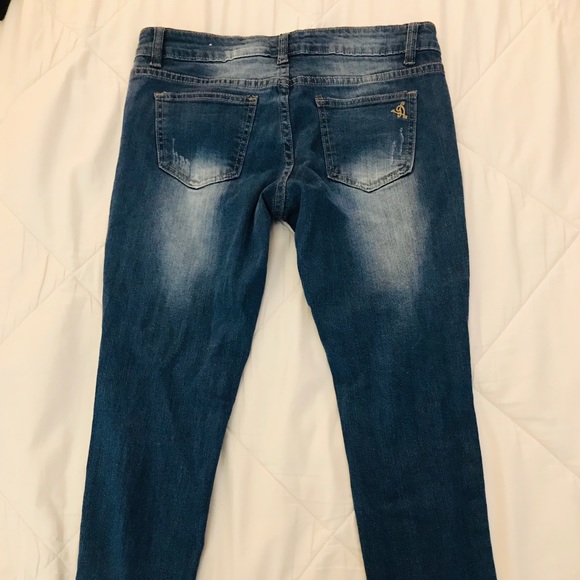 Destructed Jeans - Picture 2 of 2